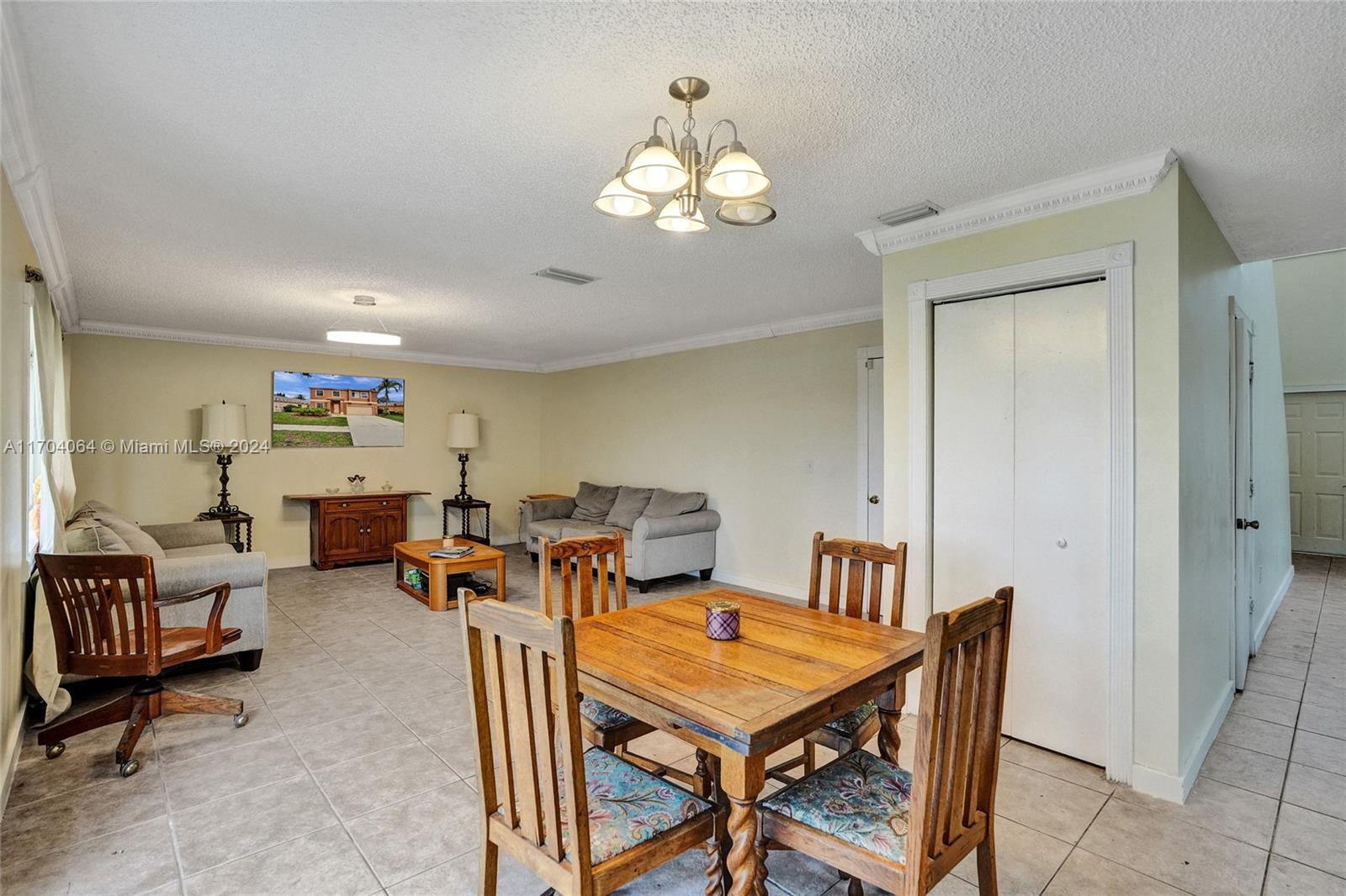 2143 SW 104th Ave