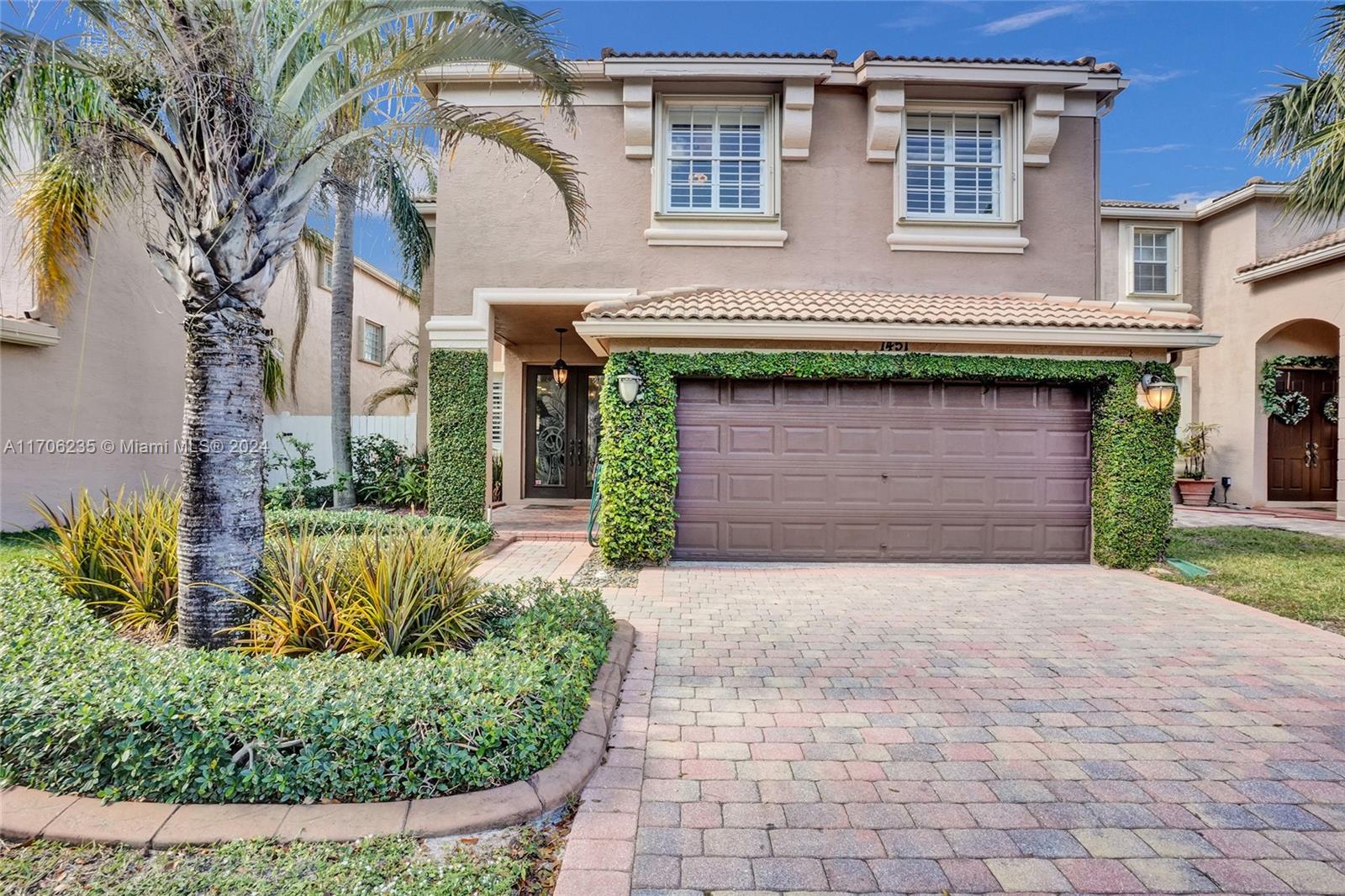 1451 Briar Oak Ct