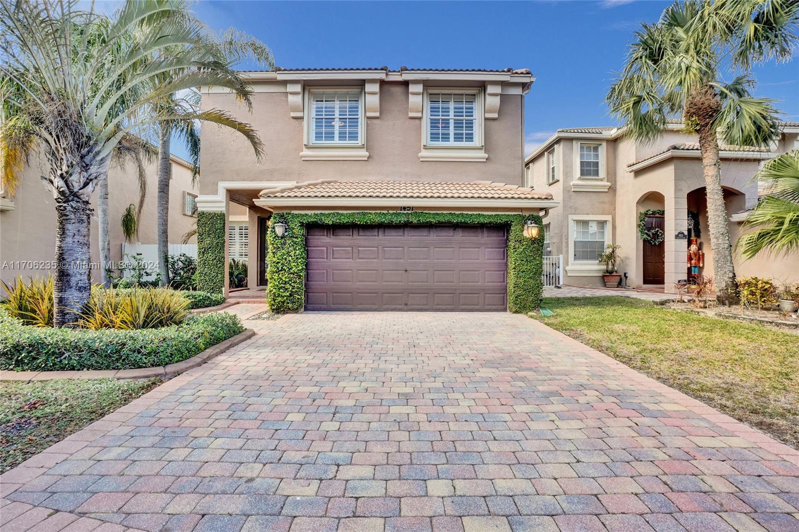 1451 Briar Oak Ct