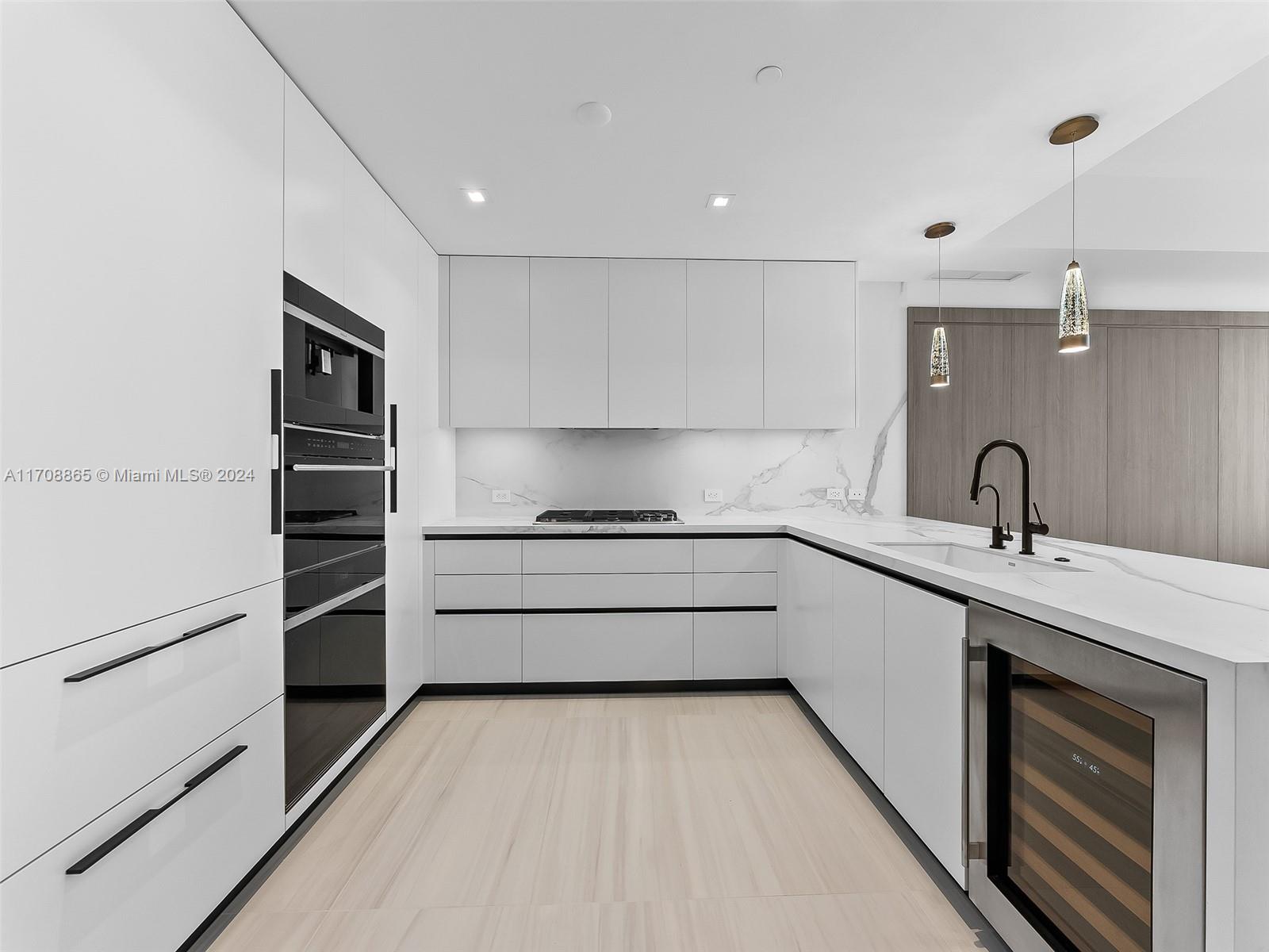 1116 N Ocean Blvd Unit: LPH05