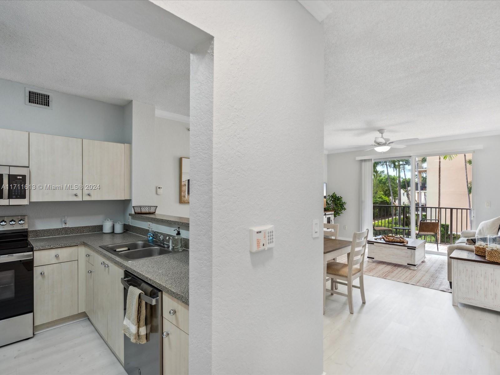1803 N Flagler Dr # 213