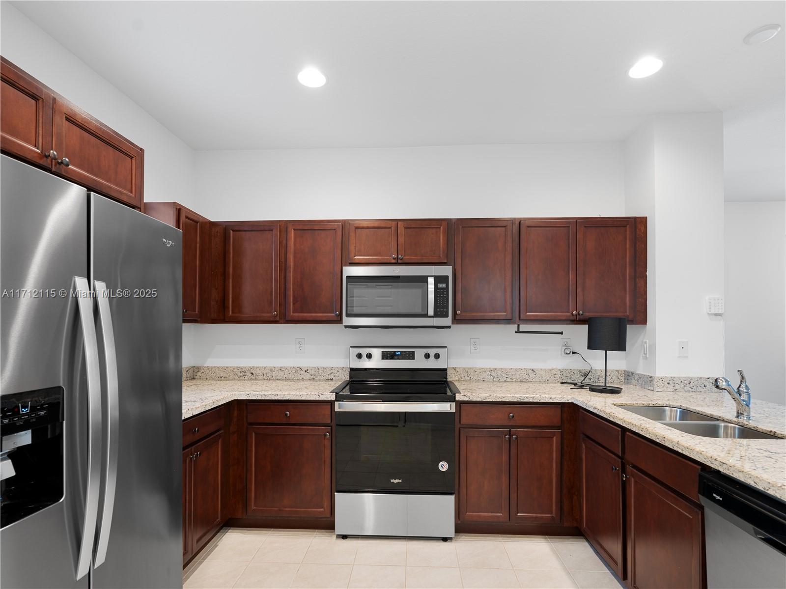 5028 ARANCIA LN