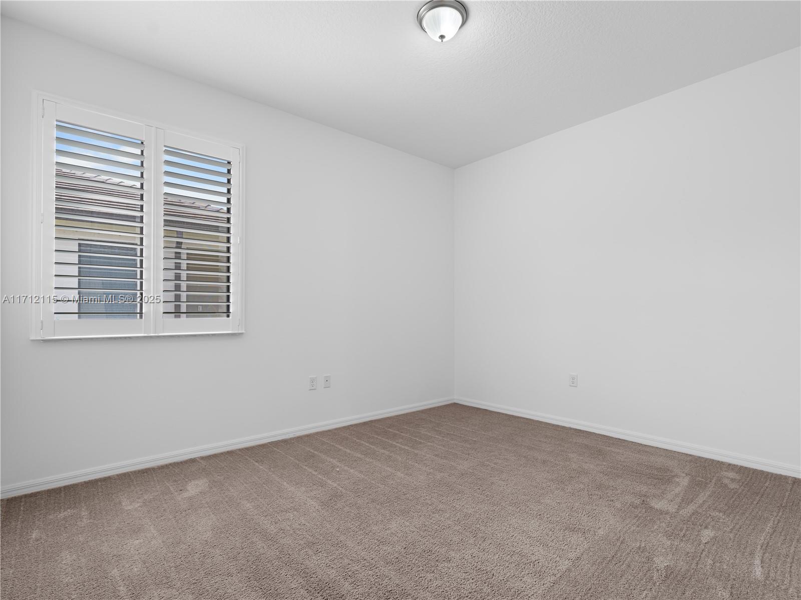 5028 ARANCIA LN