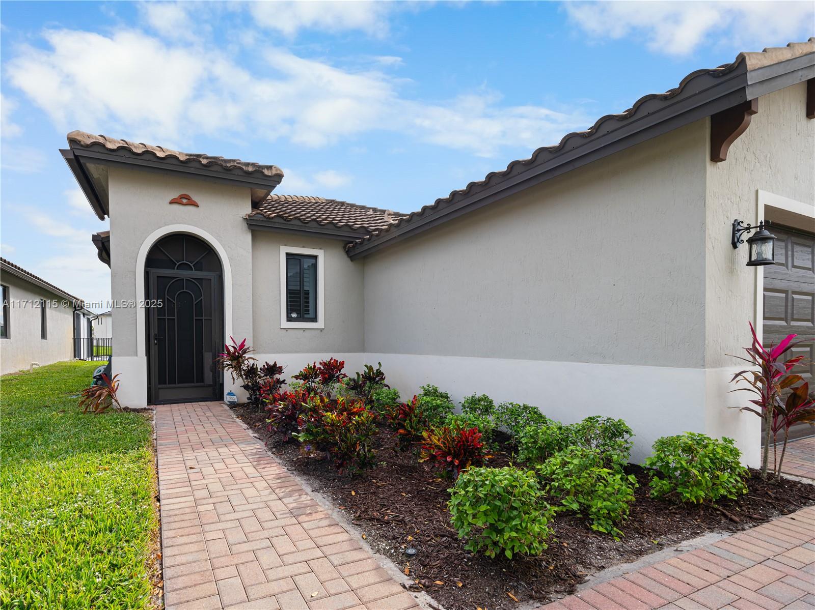 5028 ARANCIA LN