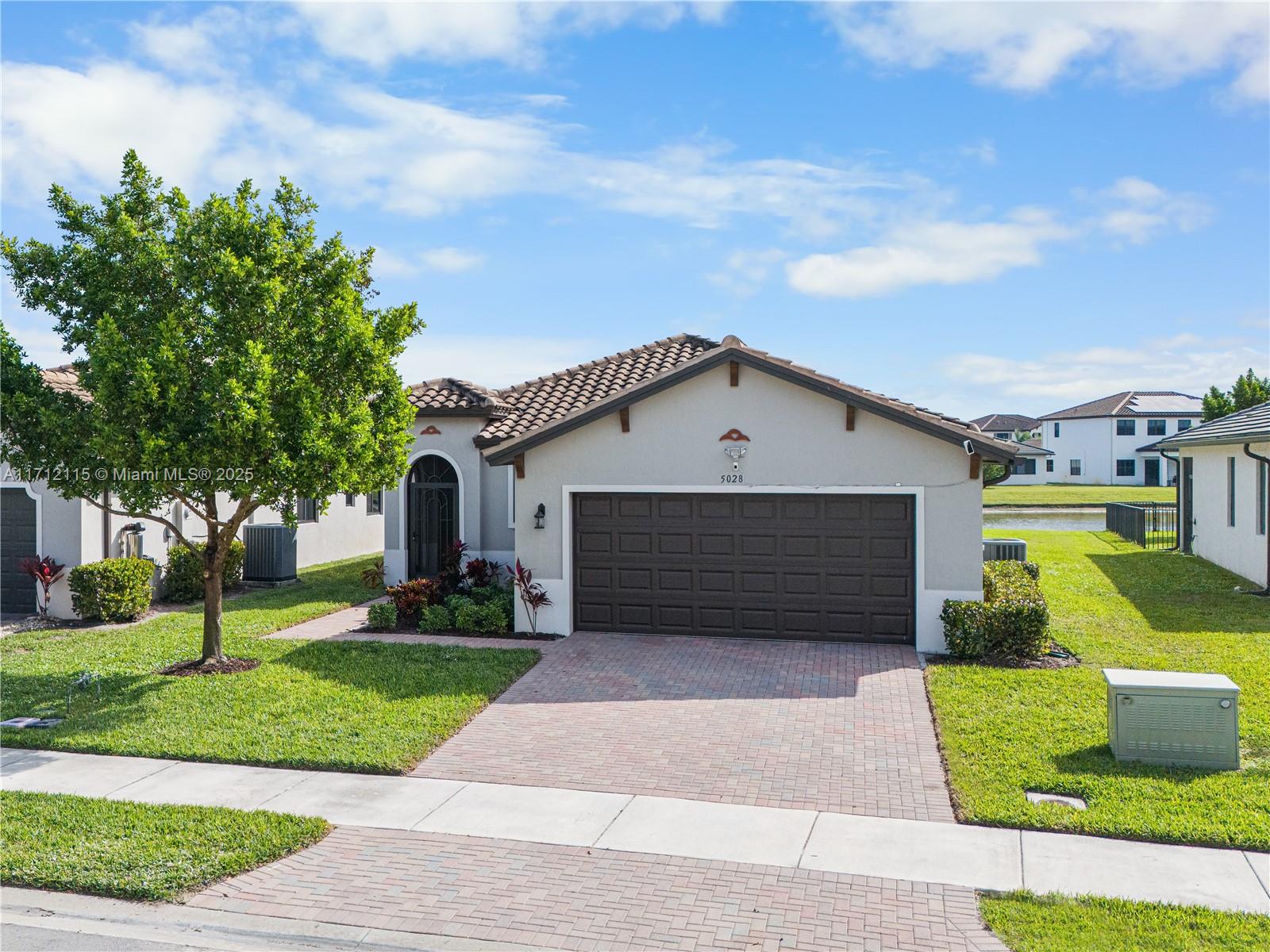 5028 ARANCIA LN