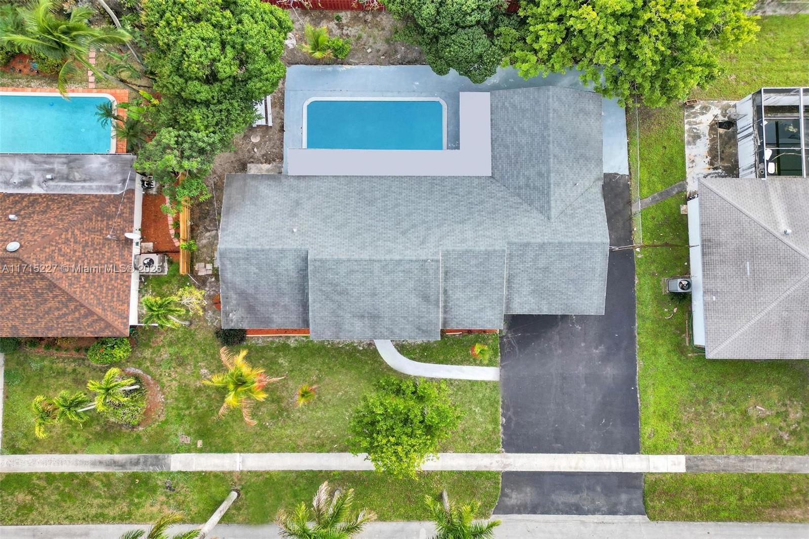 4330 NW 7th Ct