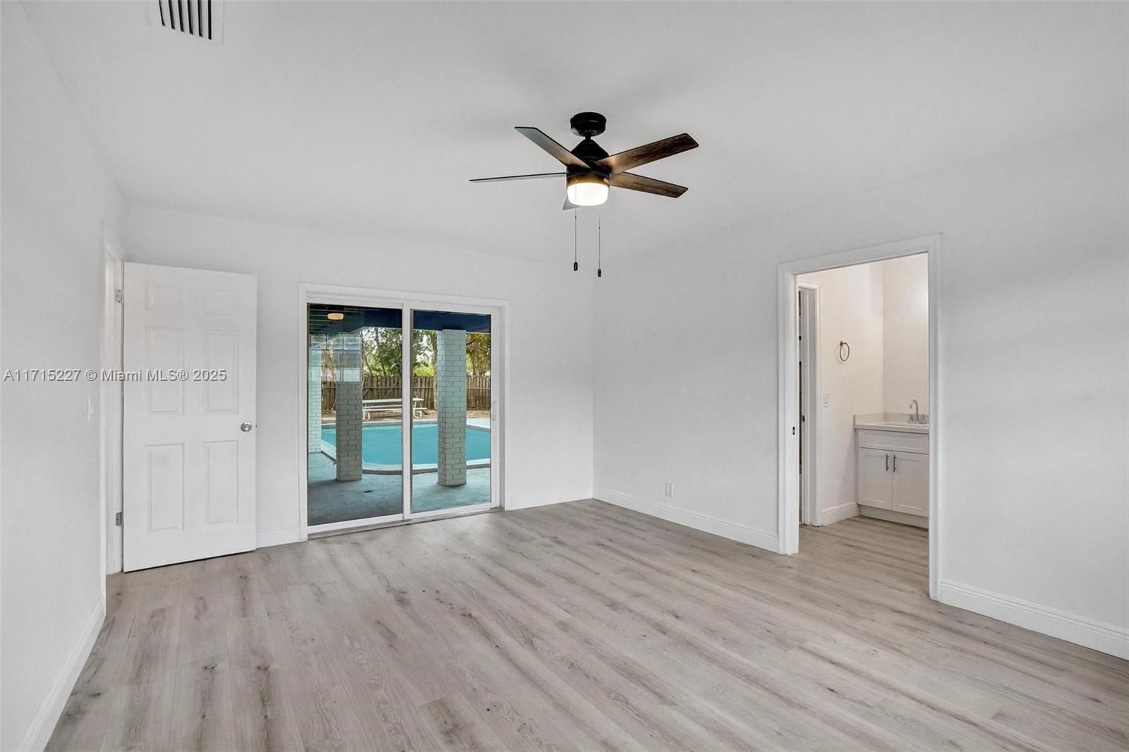 4330 NW 7th Ct