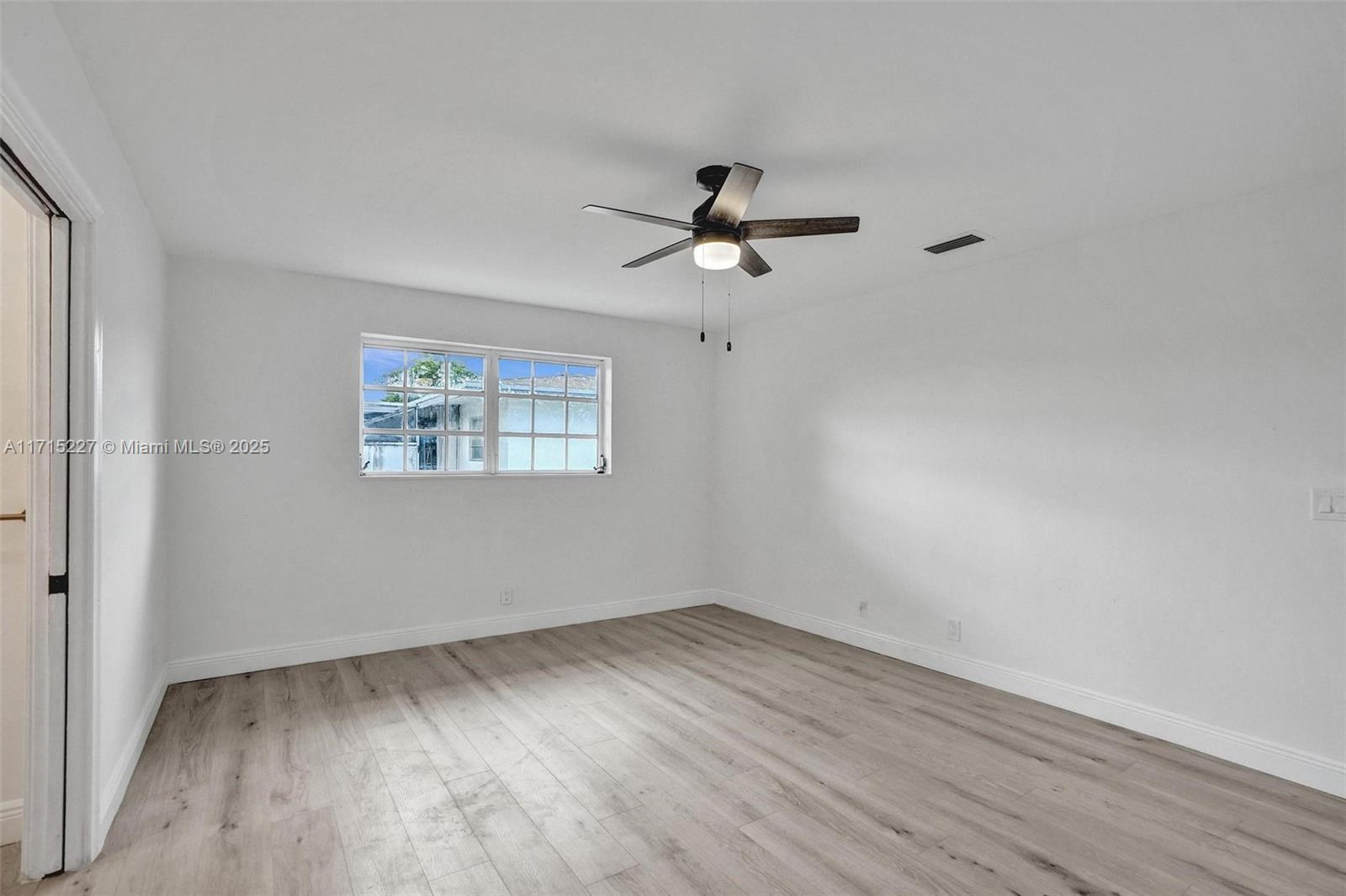 4330 NW 7th Ct