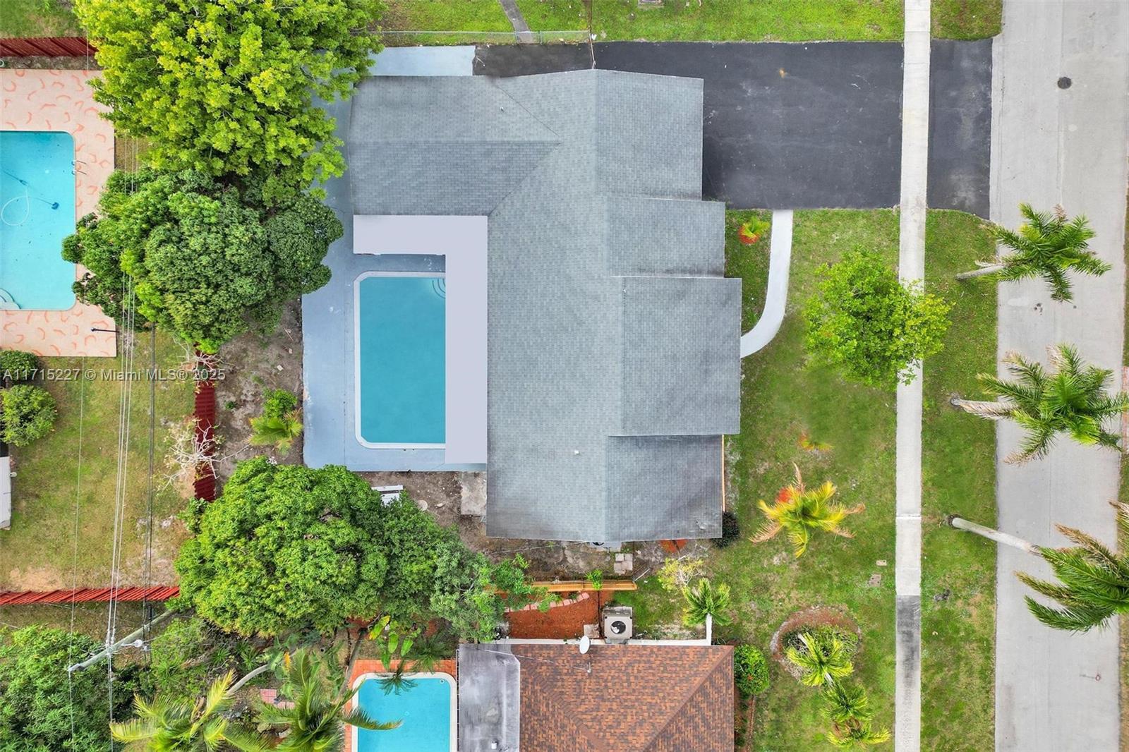 4330 NW 7th Ct