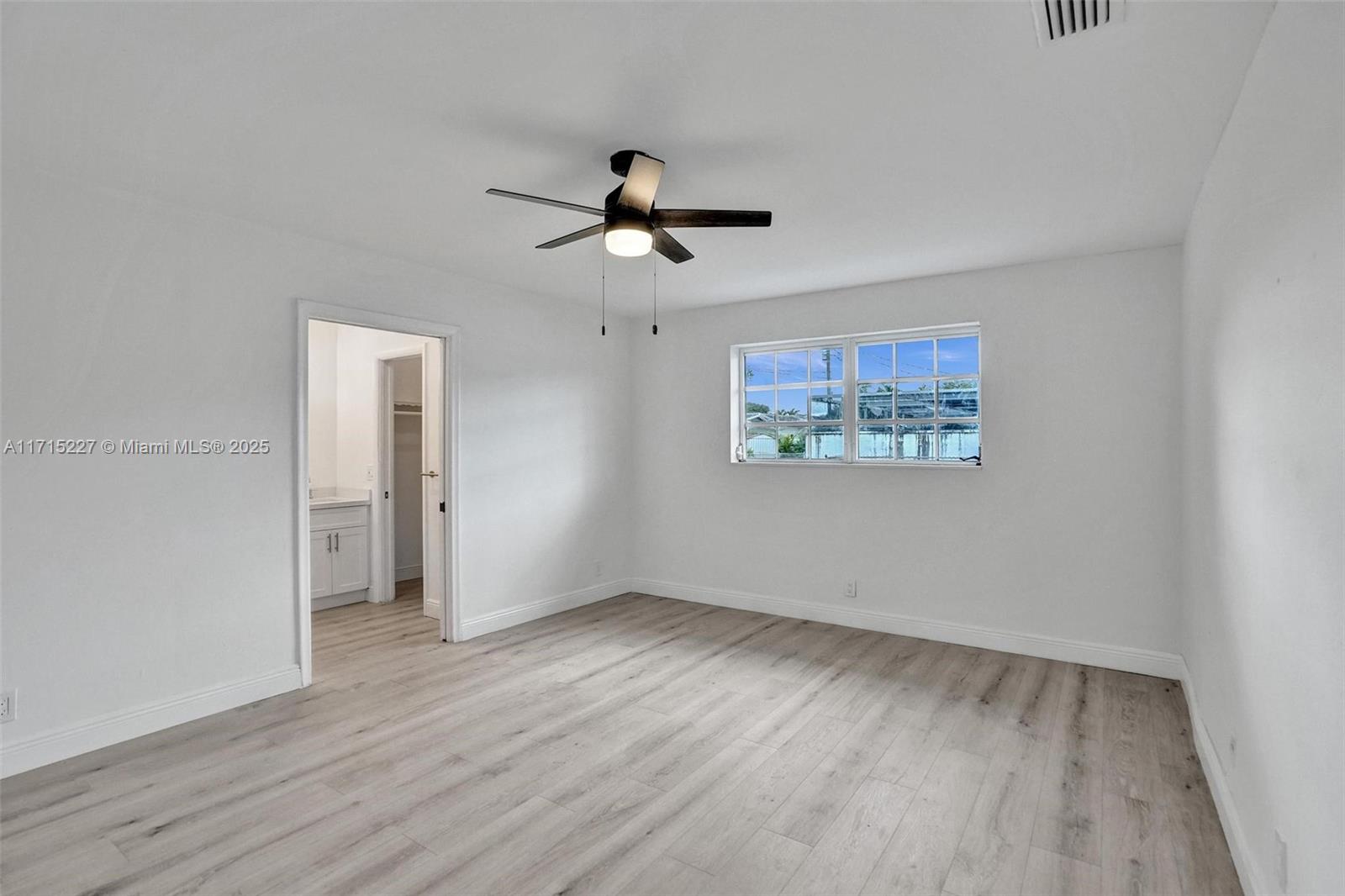 4330 NW 7th Ct