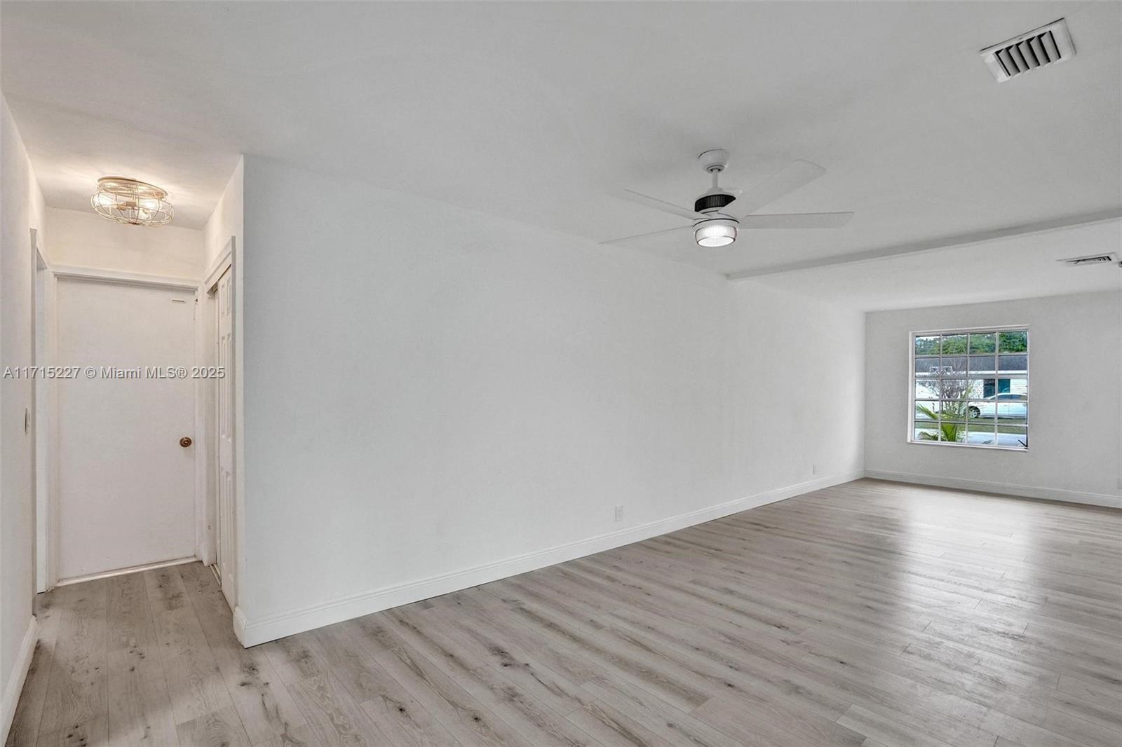 4330 NW 7th Ct