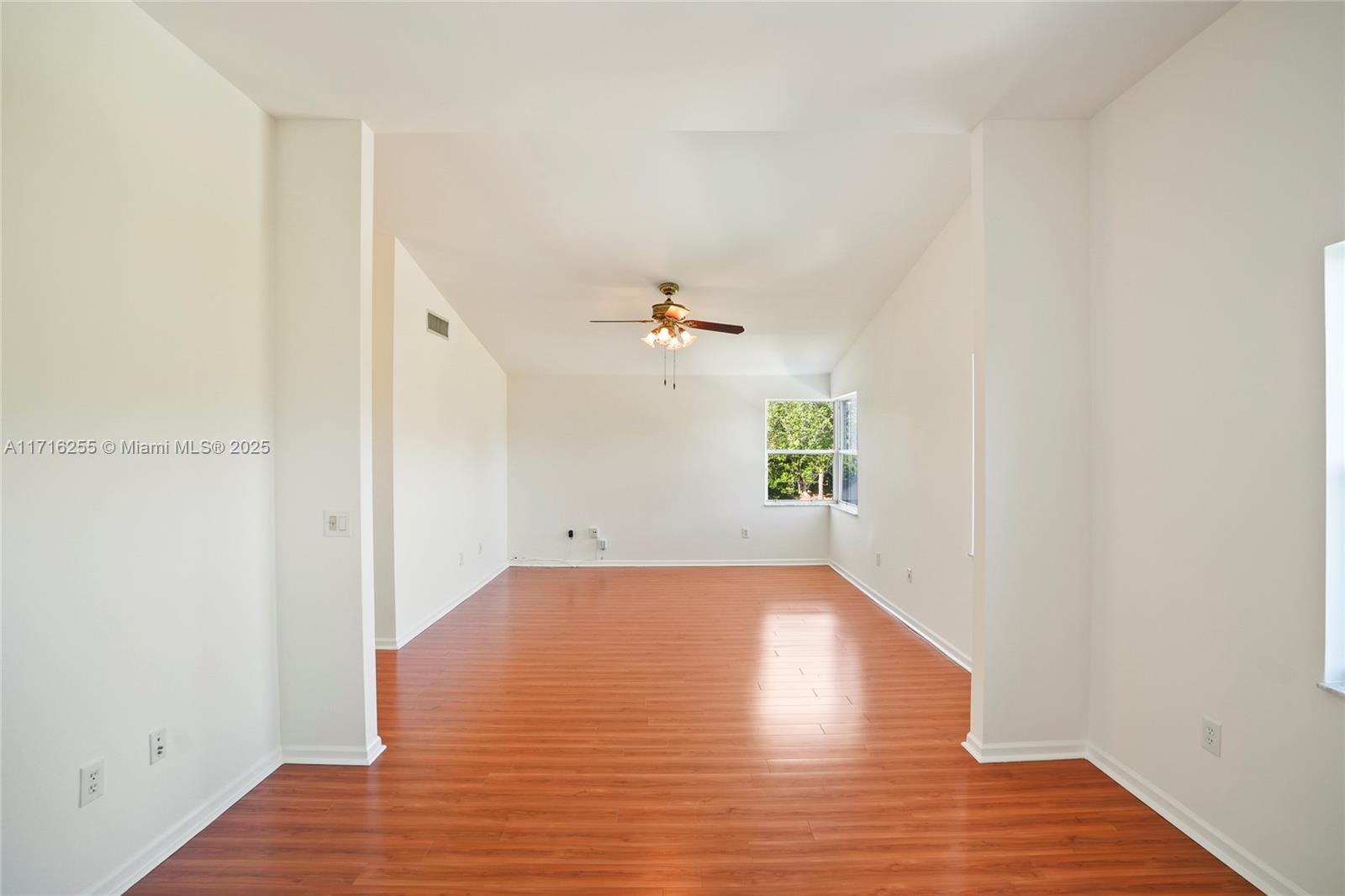 15711 NW 11th St