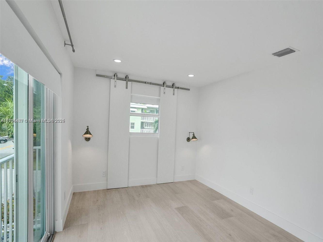 835 NE 19th Ave # 6