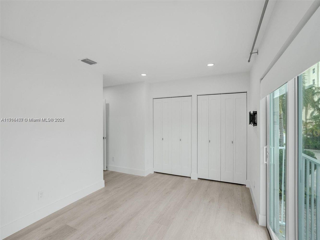 835 NE 19th Ave # 6