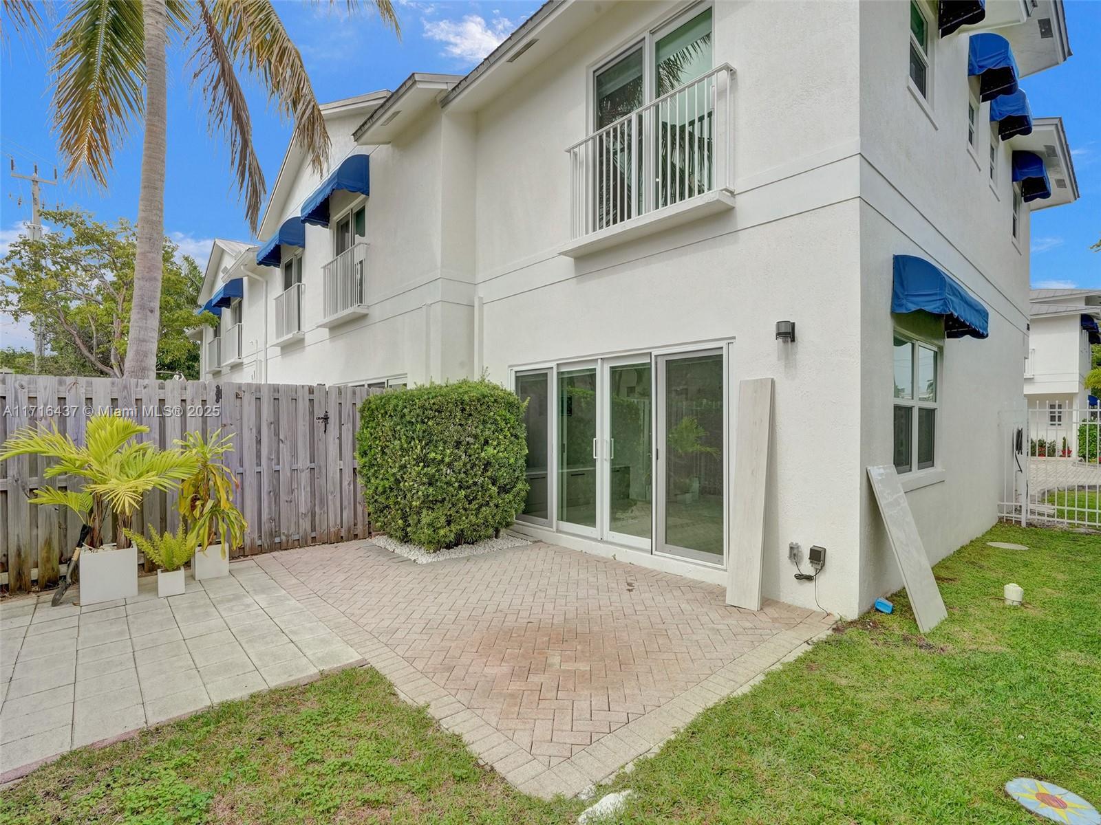 835 NE 19th Ave # 6