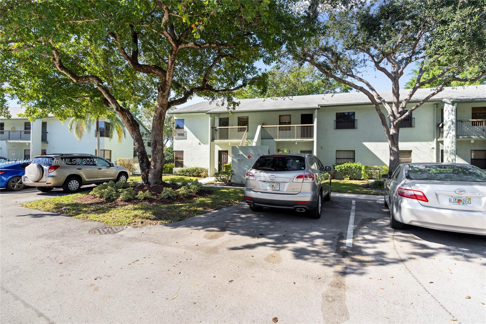 3868 N Carambola Cir N # 2961