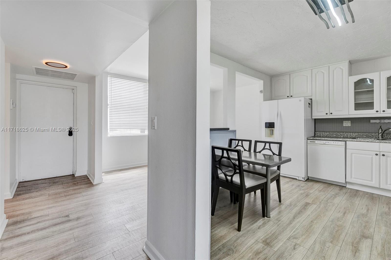 20401 NE 30th Ave # 8 Unit: 414-8