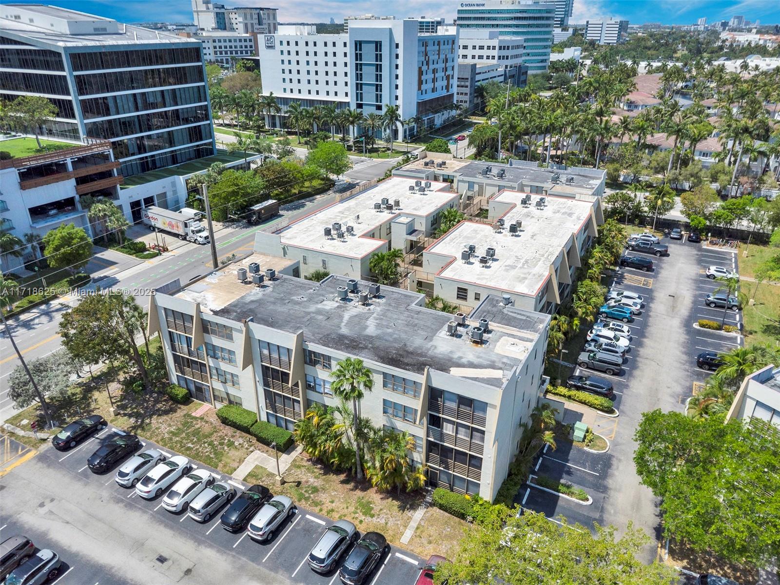 20401 NE 30th Ave # 8 Unit: 414-8
