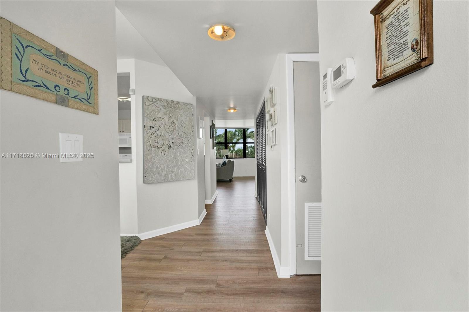 20401 NE 30th Ave # 8 Unit: 414-8