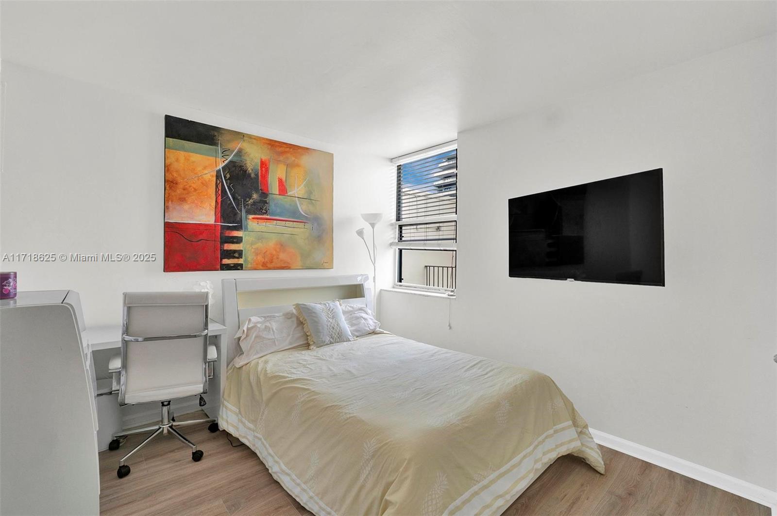 20401 NE 30th Ave # 8 Unit: 414-8