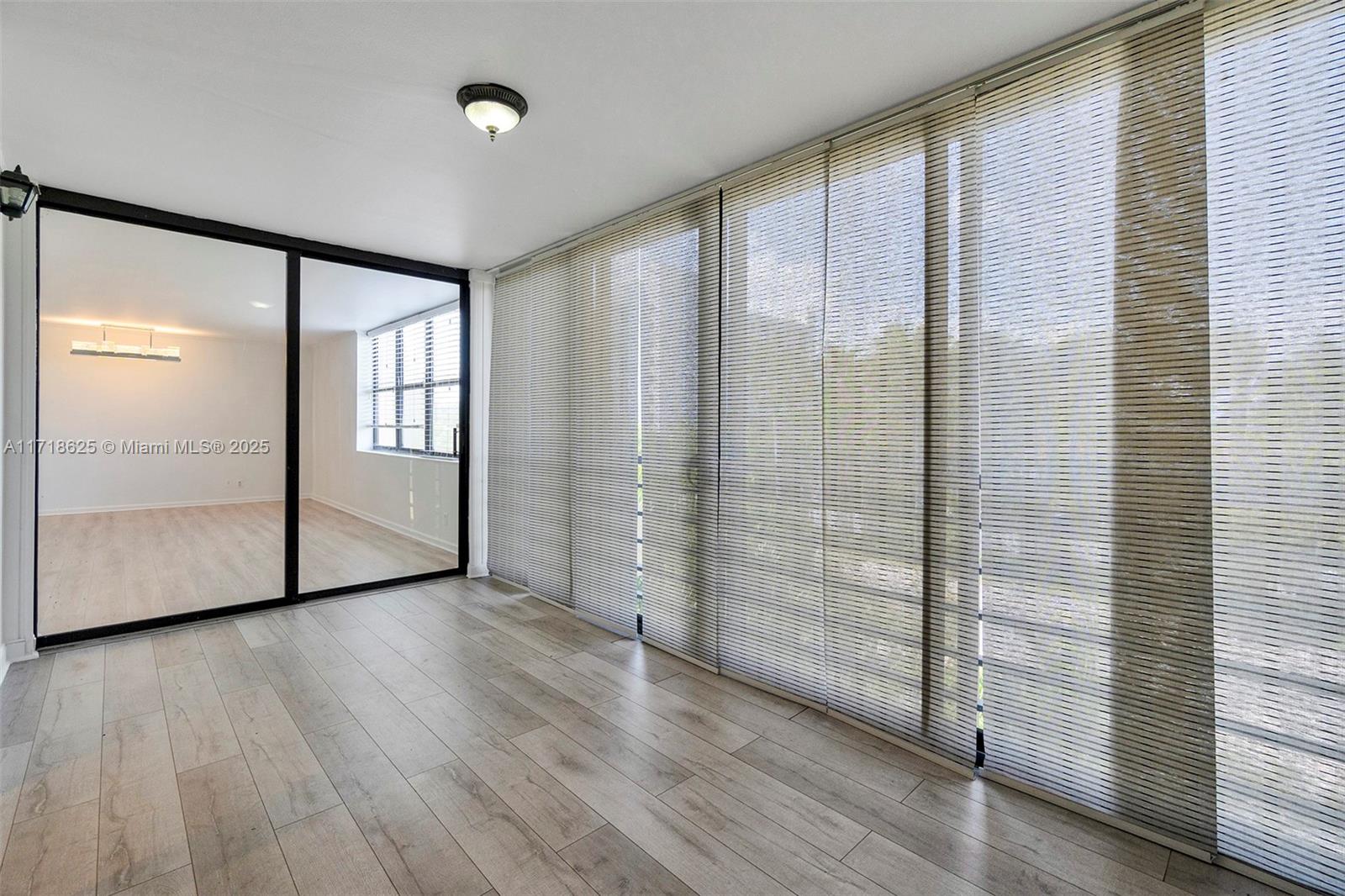 20401 NE 30th Ave # 8 Unit: 414-8