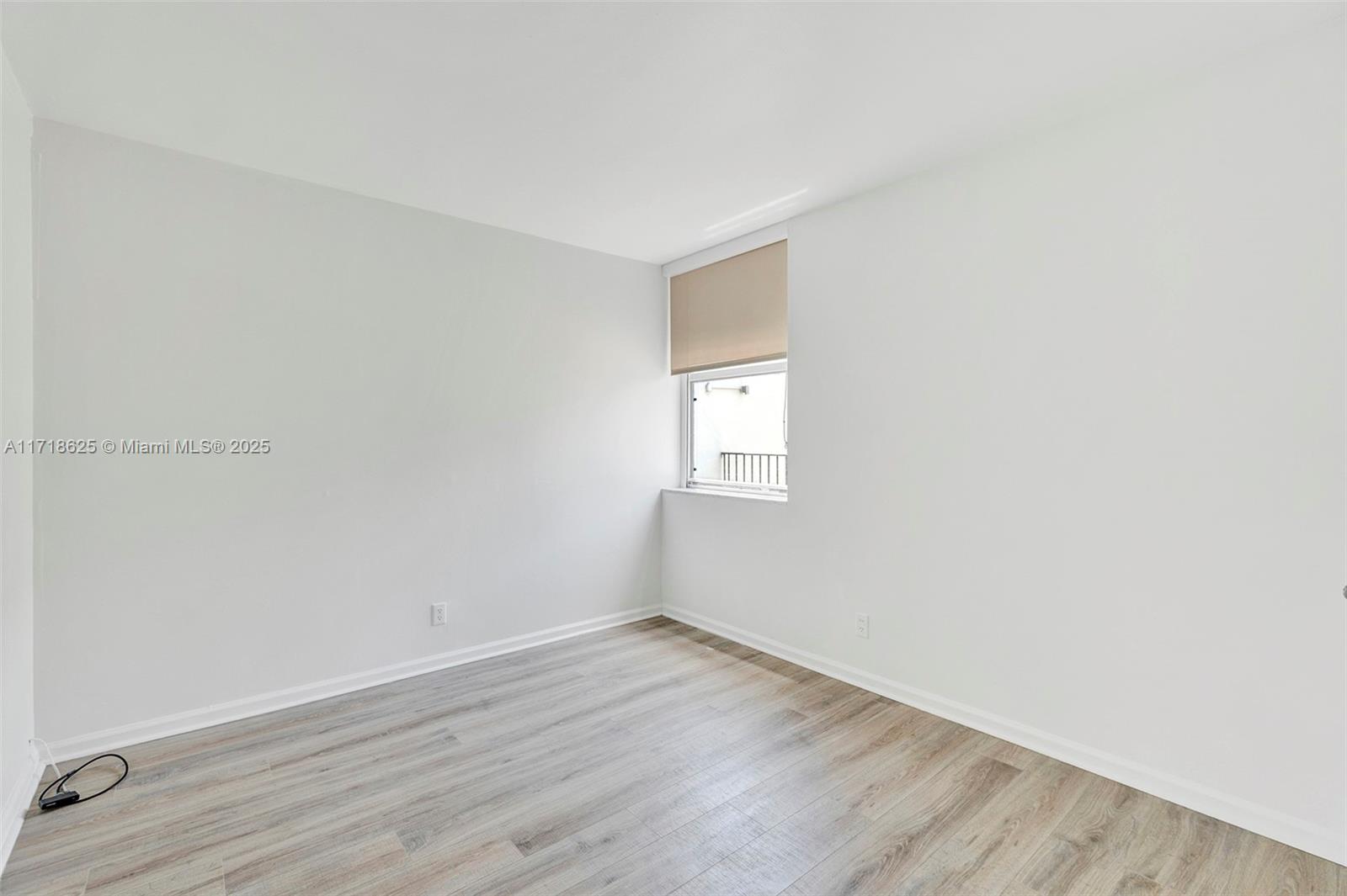 20401 NE 30th Ave # 8 Unit: 414-8