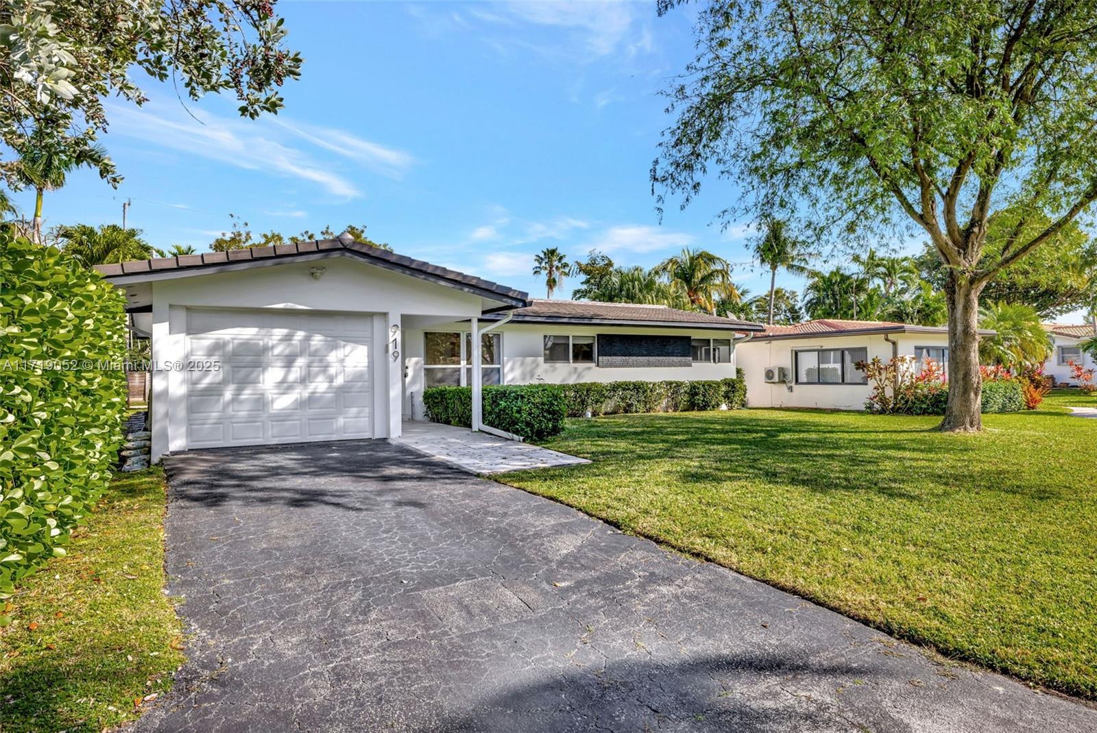 919 S 13th Ave