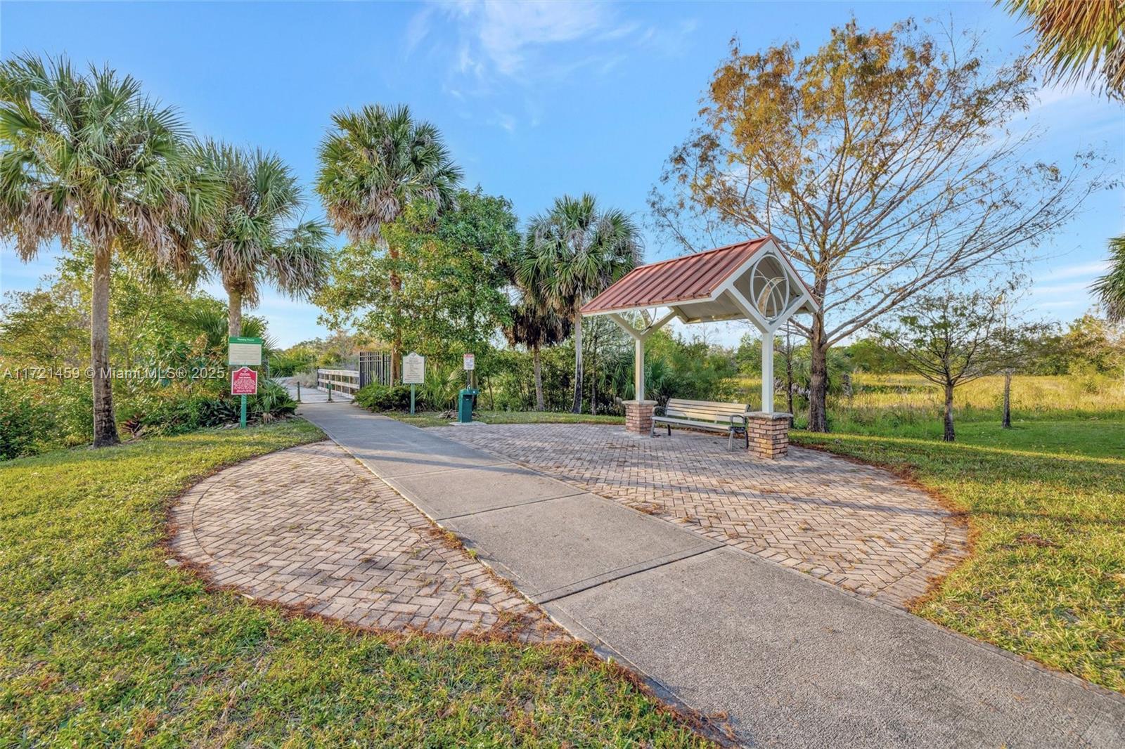 641 E Tropical Way