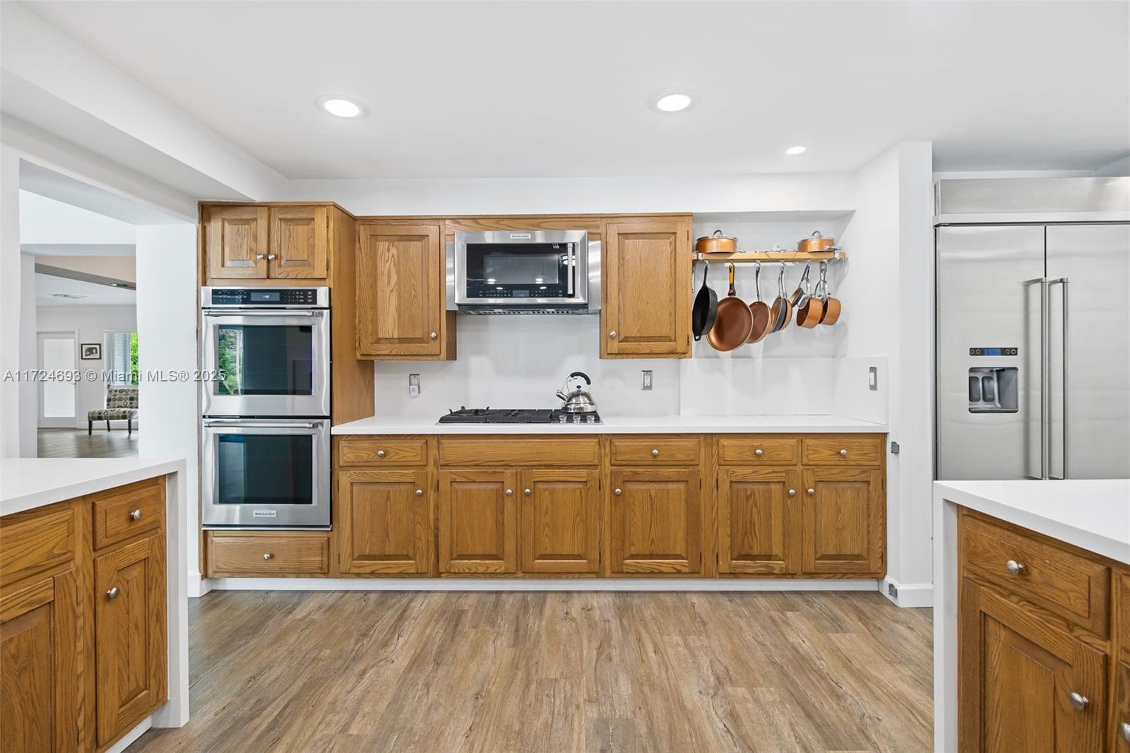317 Farmington Dr