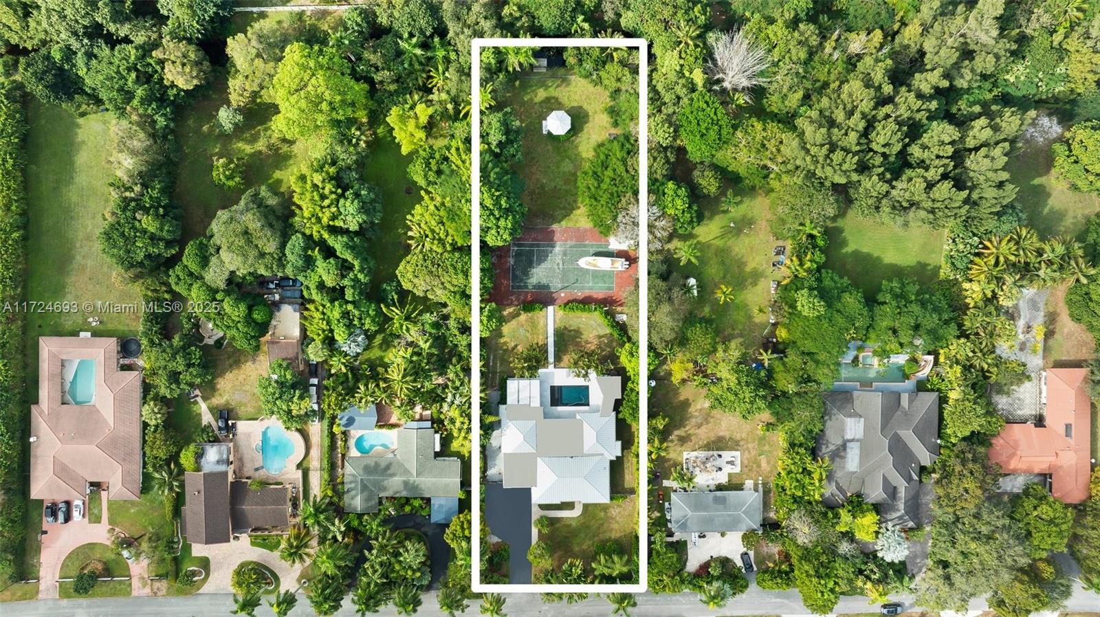 317 Farmington Dr