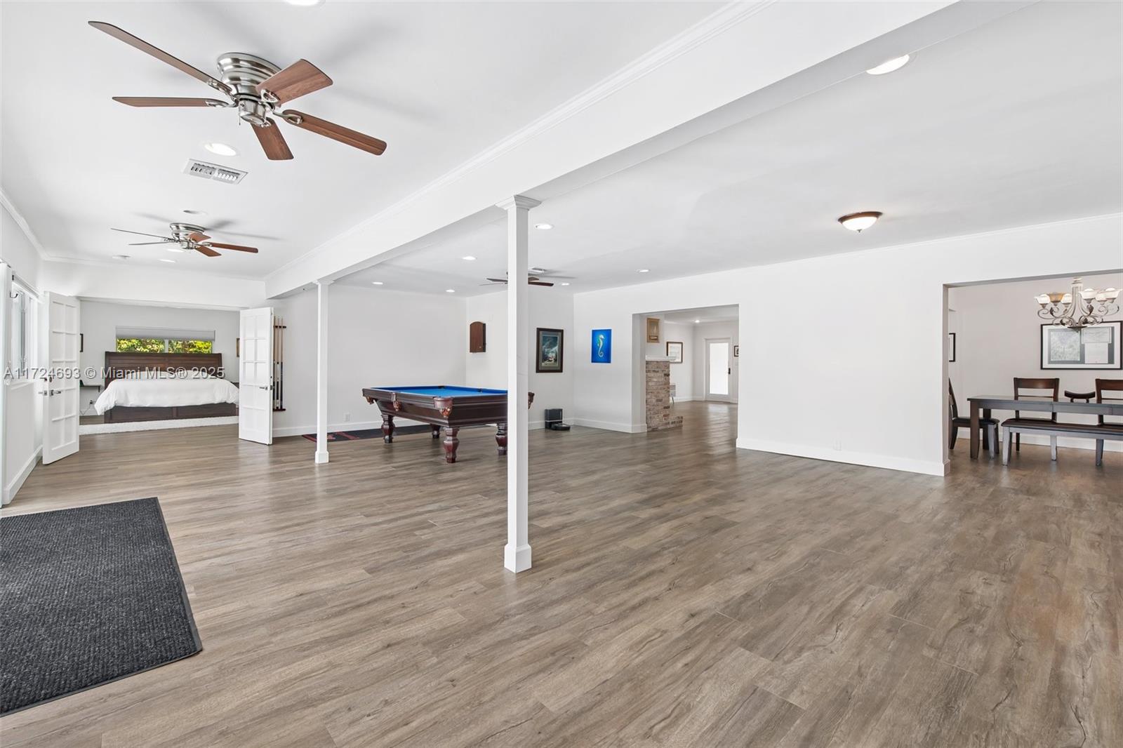 317 Farmington Dr
