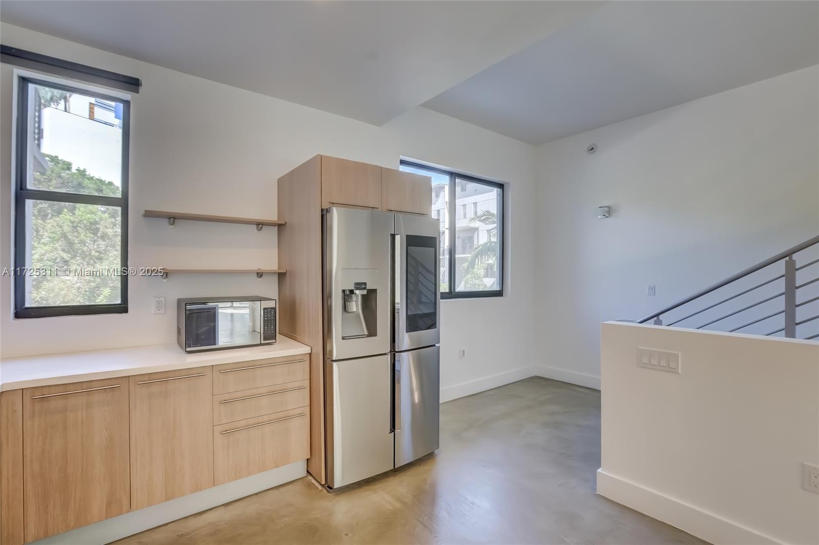 406 SE 1st Ct