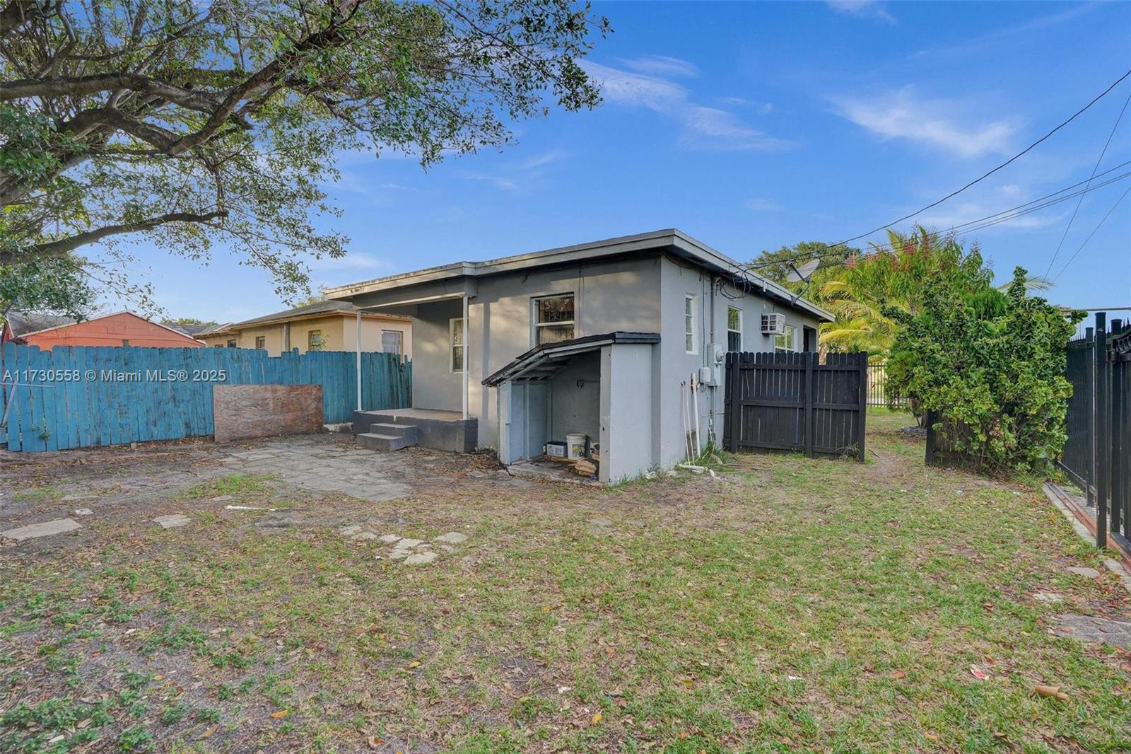 1400 NW 70th St