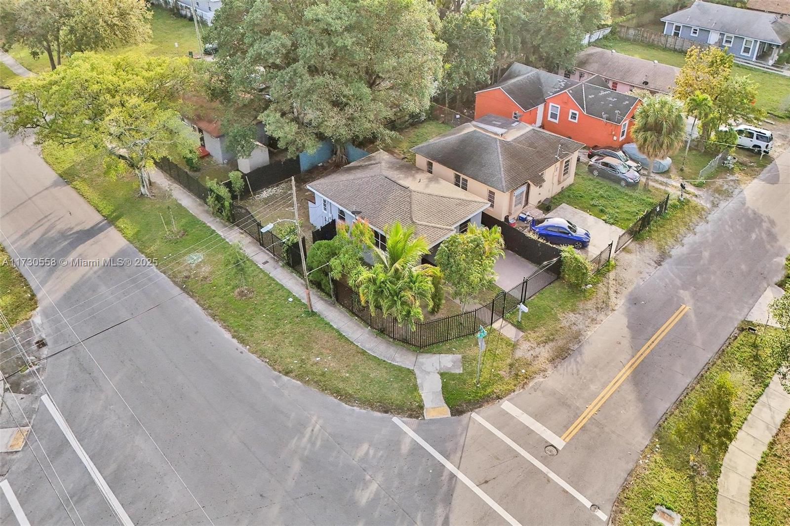 1400 NW 70th St