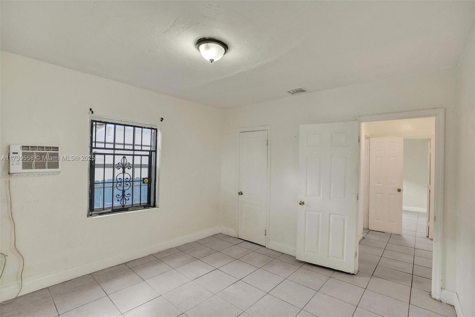 1400 NW 70th St