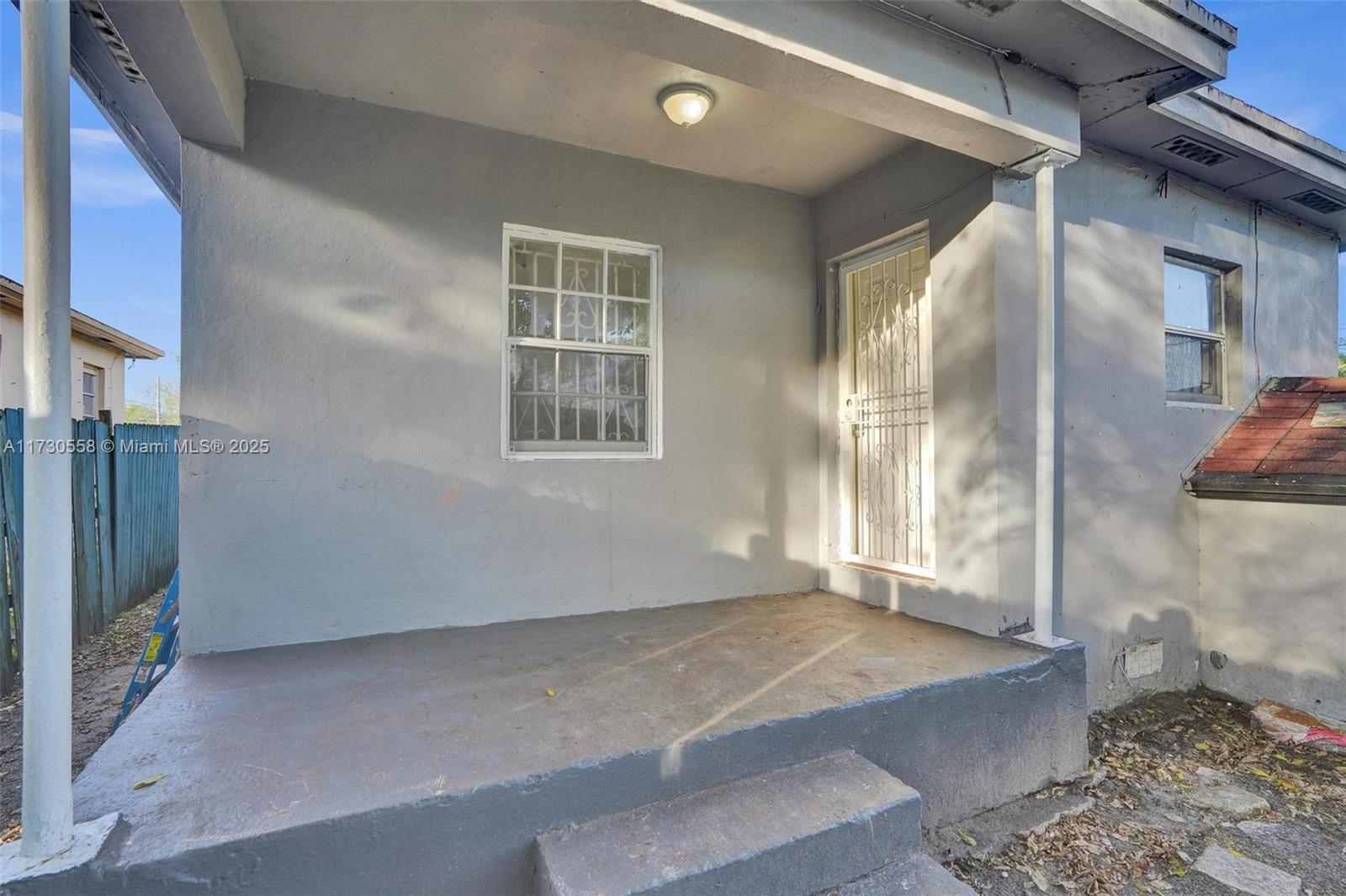 1400 NW 70th St
