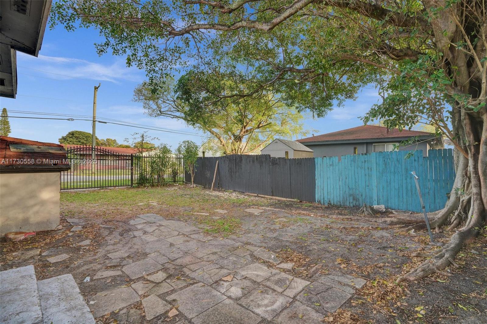 1400 NW 70th St