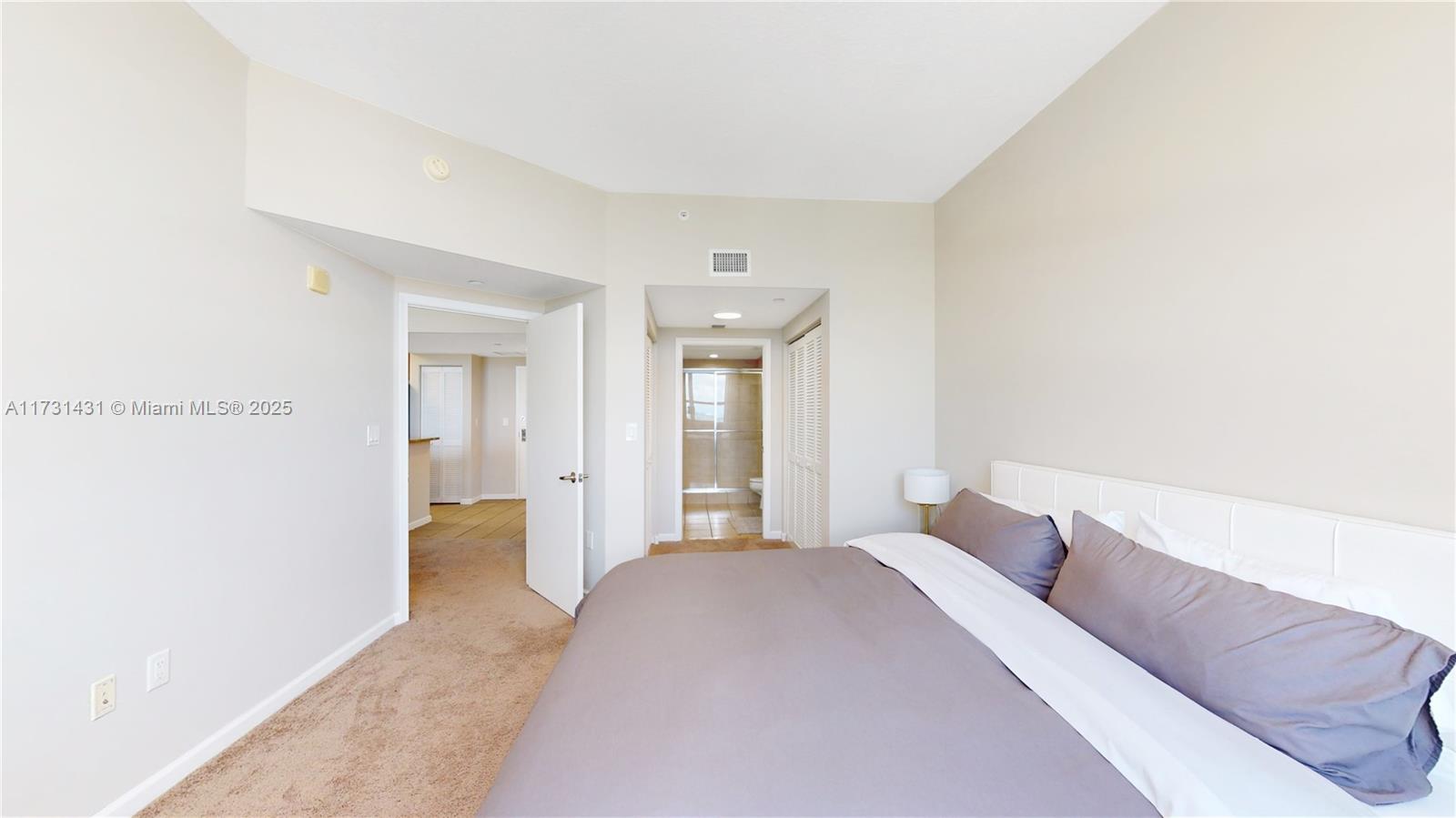 19501 W Country Club Dr # 10 Unit: PH-10