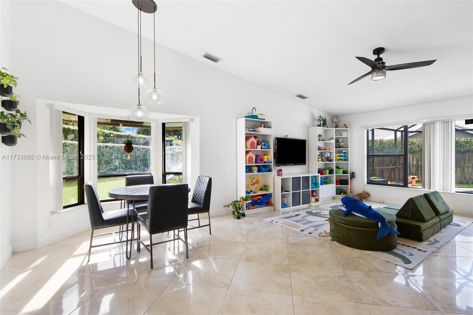 301 NW 107th Ave