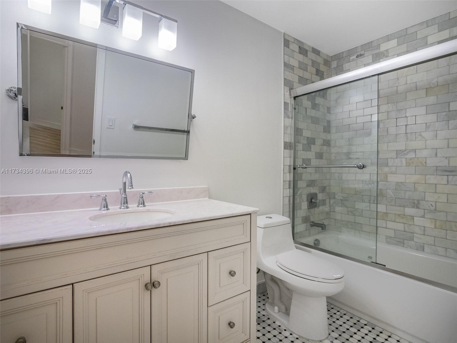 8817 W Sunrise Blvd # 8817