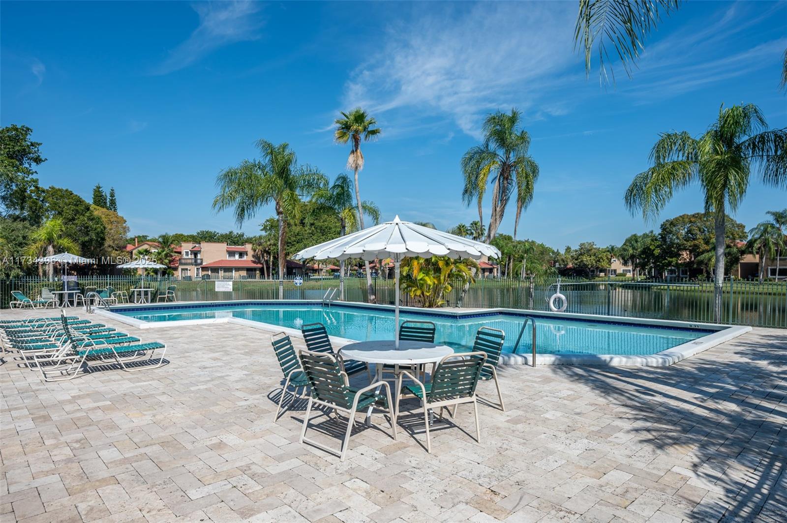 8817 W Sunrise Blvd # 8817