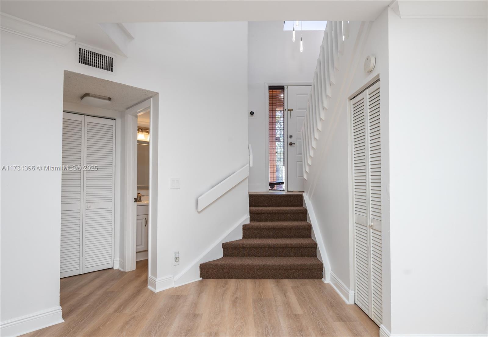 8817 W Sunrise Blvd # 8817