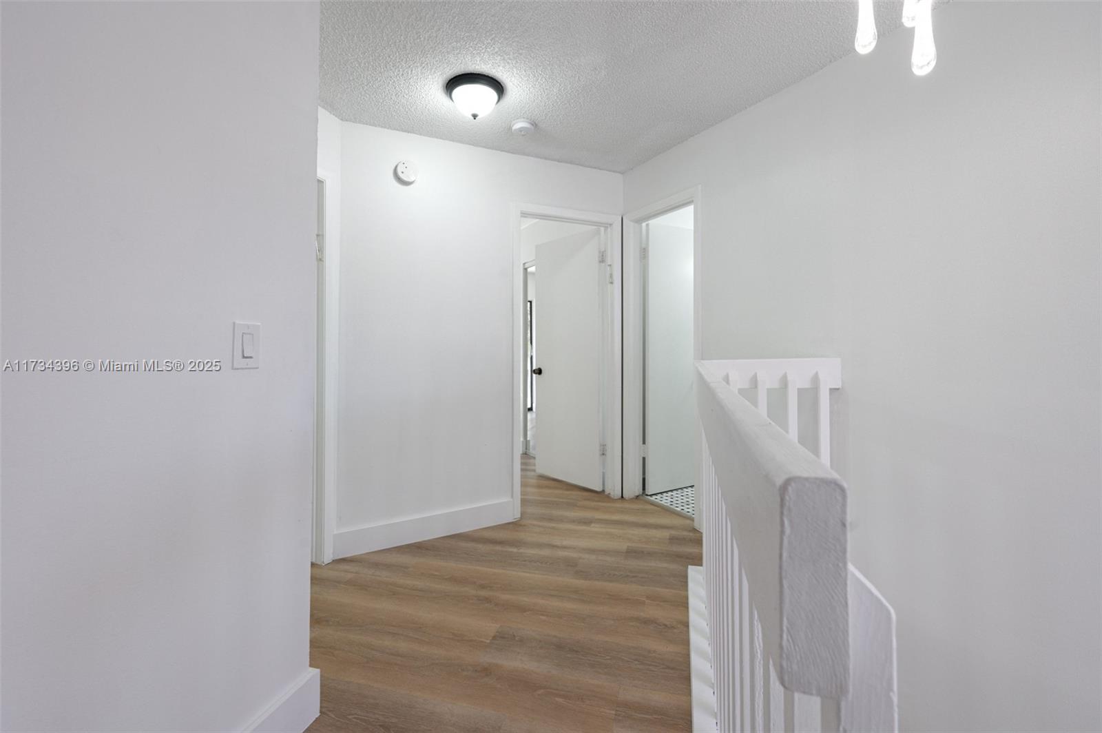 8817 W Sunrise Blvd # 8817