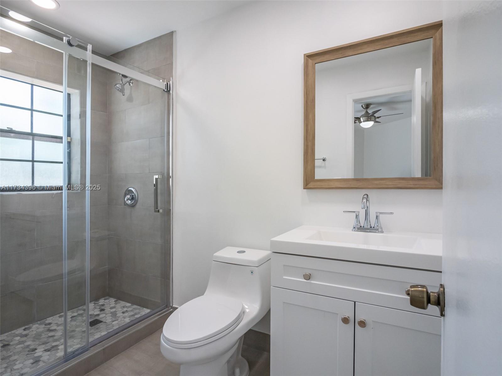 8817 W Sunrise Blvd # 8817