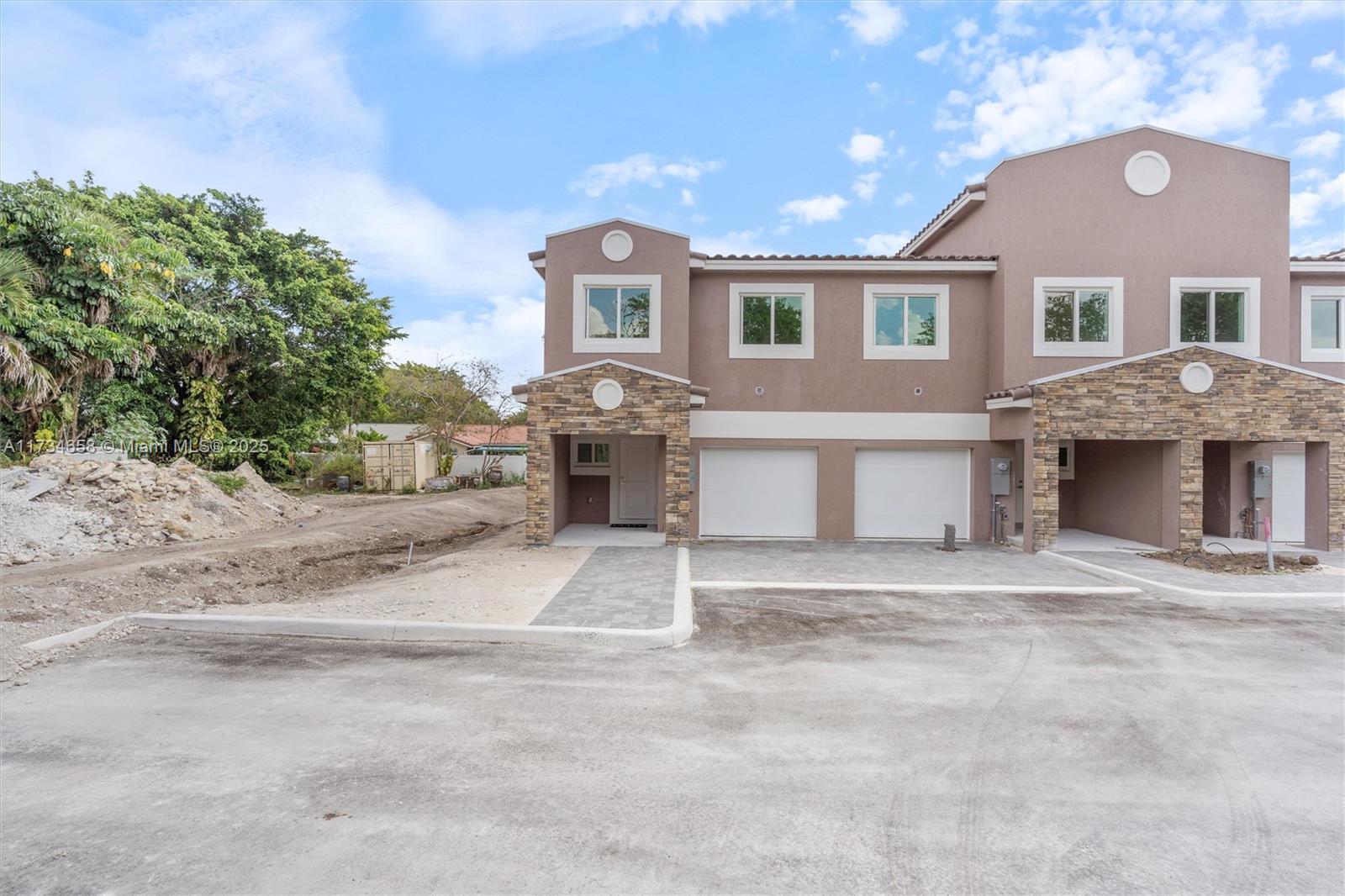 1567 NW 94TH Way # 10