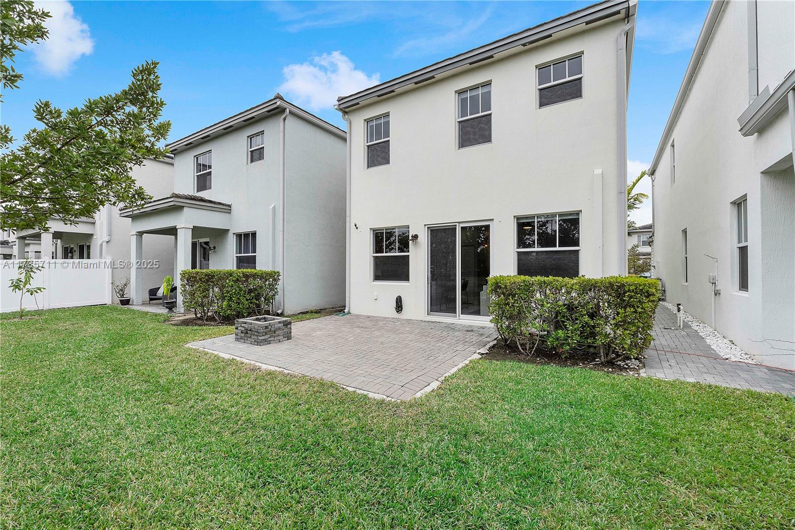 4536 NW 48th Ter