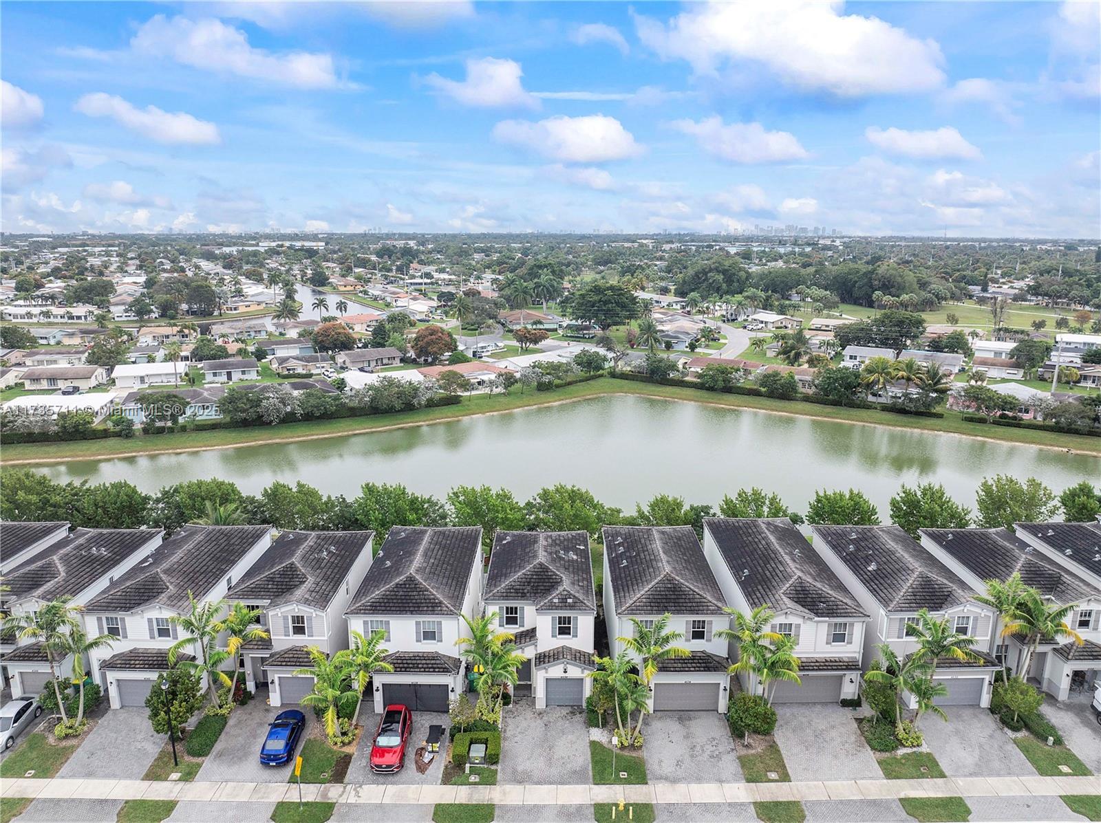4536 NW 48th Ter