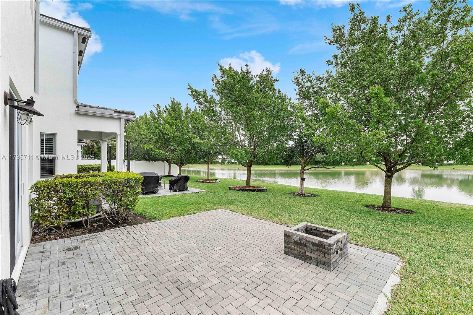 4536 NW 48th Ter