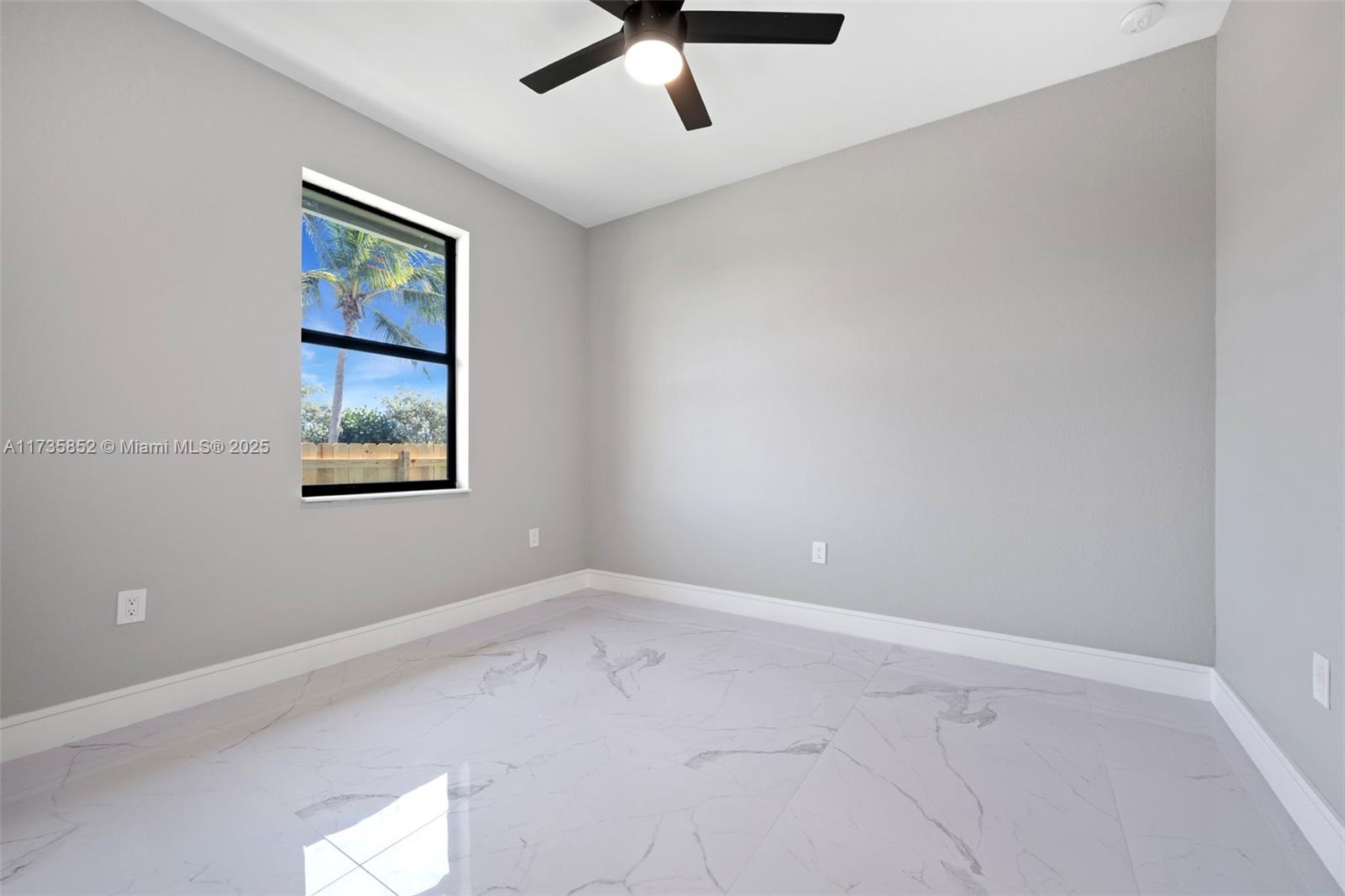 805 NW 22nd Rd