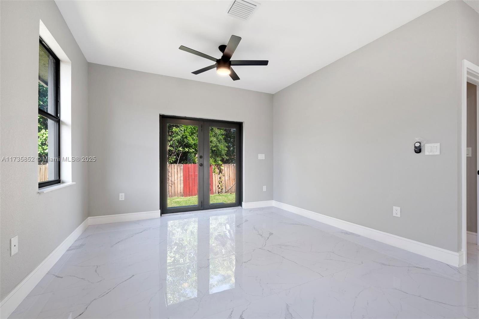 805 NW 22nd Rd